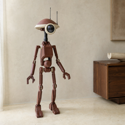 Life-Size Pit Droid – Fully Poseable Collector Edition