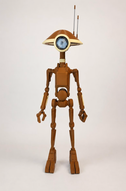 Life-Size Pit Droid – Fully Poseable Collector Edition